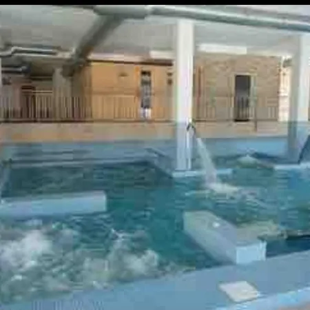In Costa With Spa, Jacuzzi Apartment