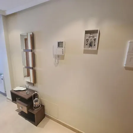In Costa With Spa, Jacuzzi Apartment