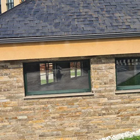 In Costa With Spa, Jacuzzi Apartamento